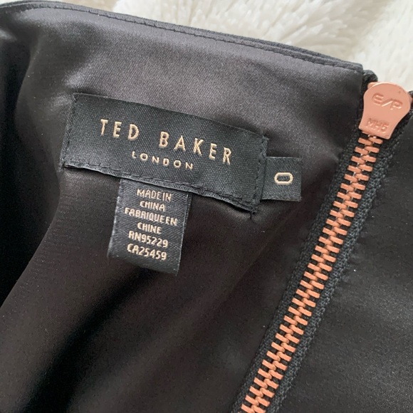 ☀️Gorgeous TB Black Dress - Picture 7 of 9